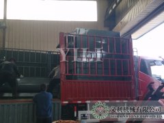 正在裝車(chē)預(yù)備發(fā)貨的脈沖除塵器